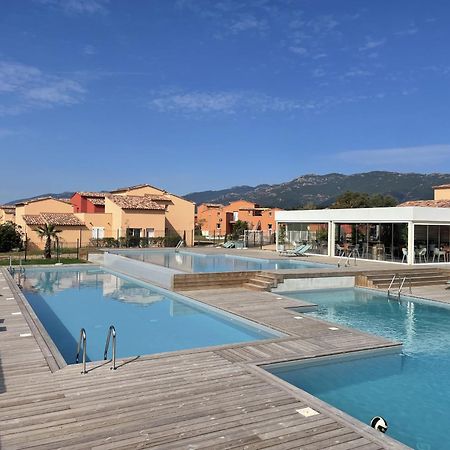 Residence Hoteliere Les Hameaux De Saint Cyprien 25 M2 Lecci Exteriör bild