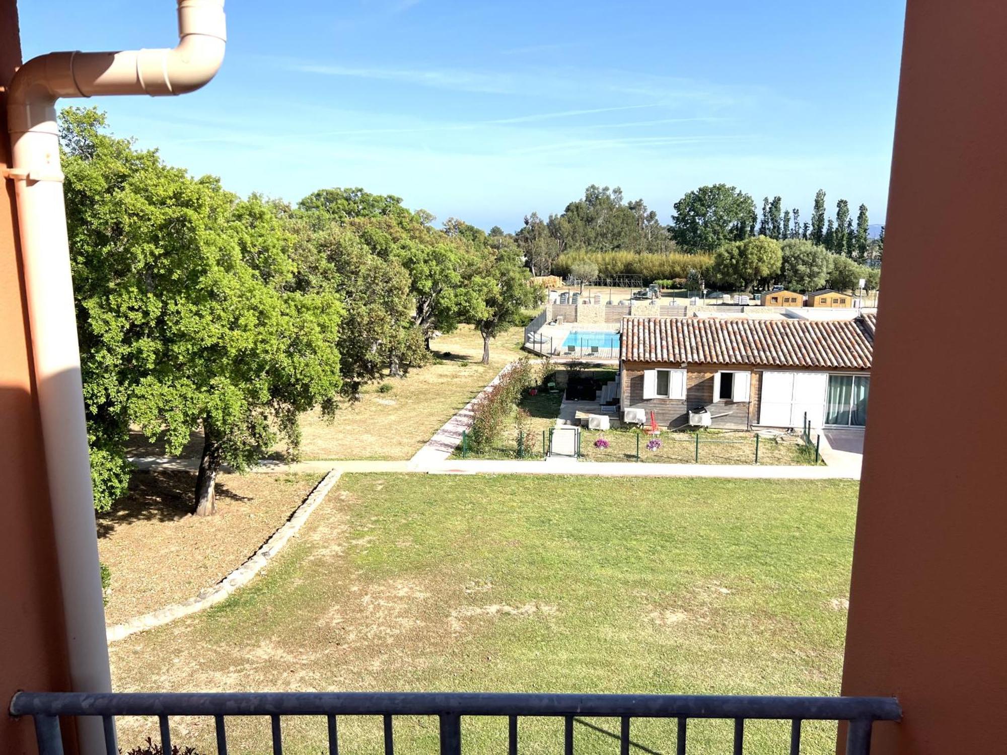 Residence Hoteliere Les Hameaux De Saint Cyprien 25 M2 Lecci Exteriör bild