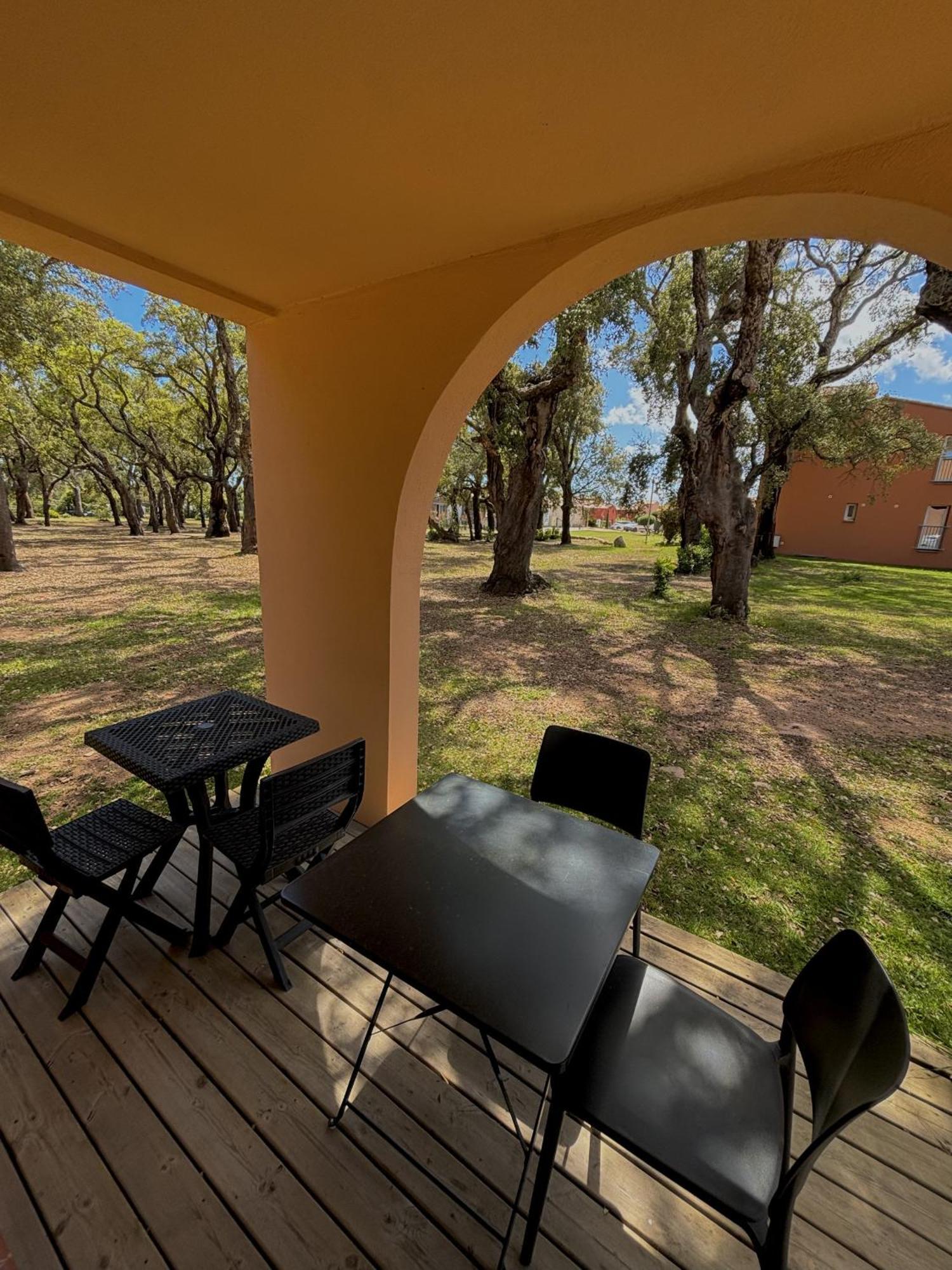 Residence Hoteliere Les Hameaux De Saint Cyprien 25 M2 Lecci Exteriör bild