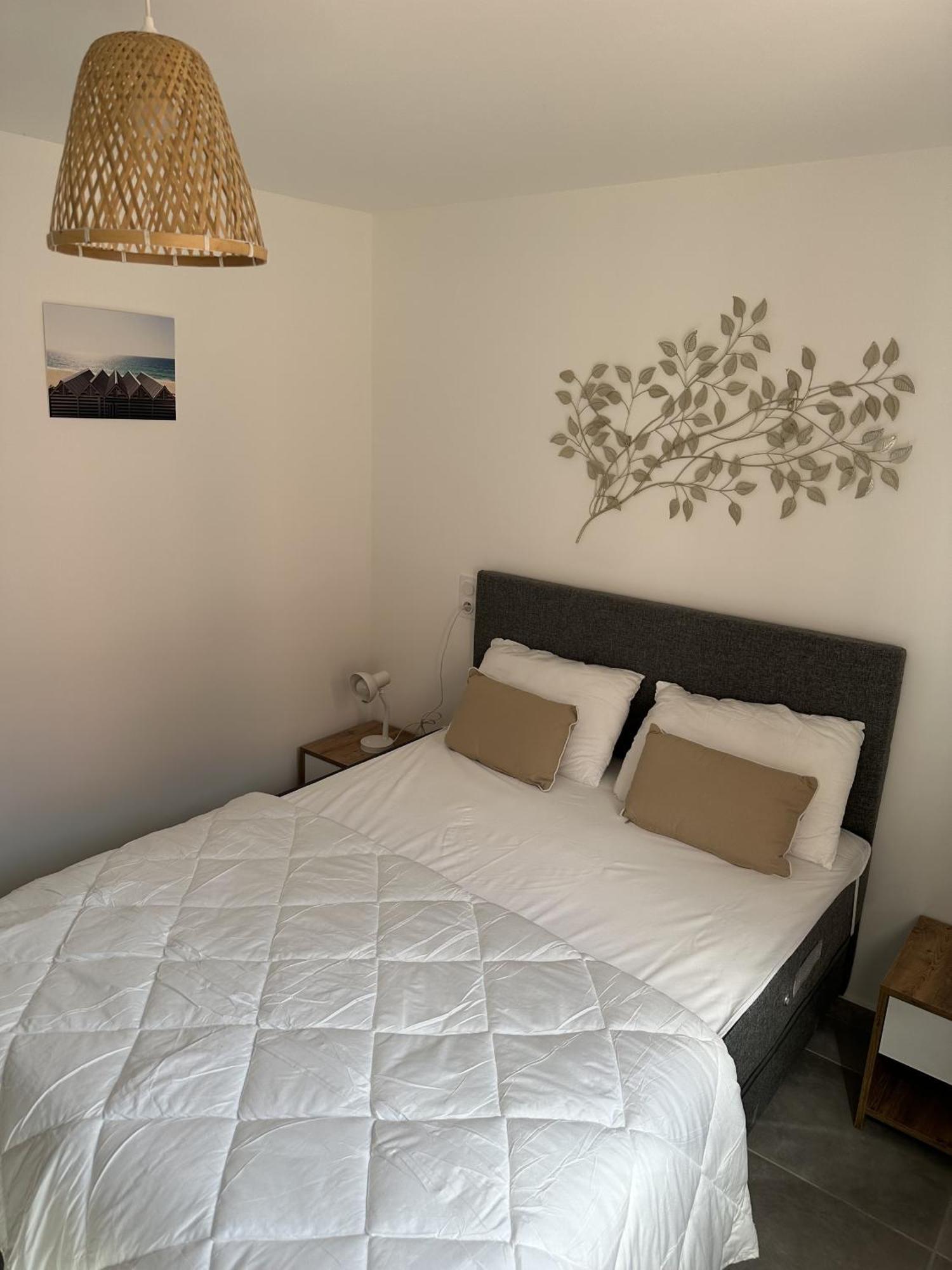 Residence Hoteliere Les Hameaux De Saint Cyprien 25 M2 Lecci Exteriör bild